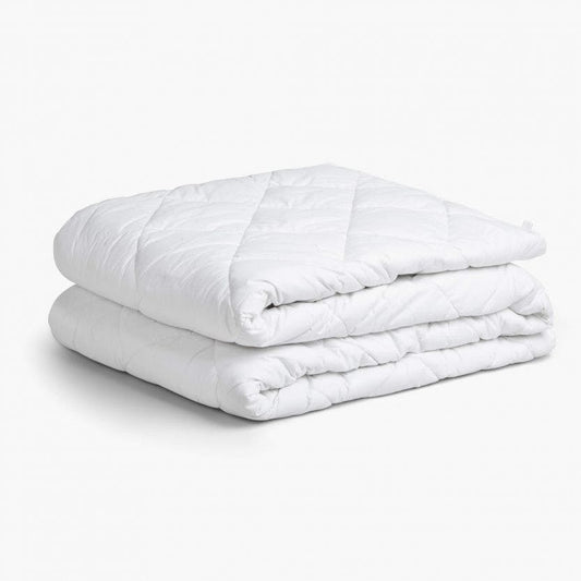 A white weighted blanket
